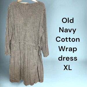 Old Navy Blue Seersucker Wrap Dress